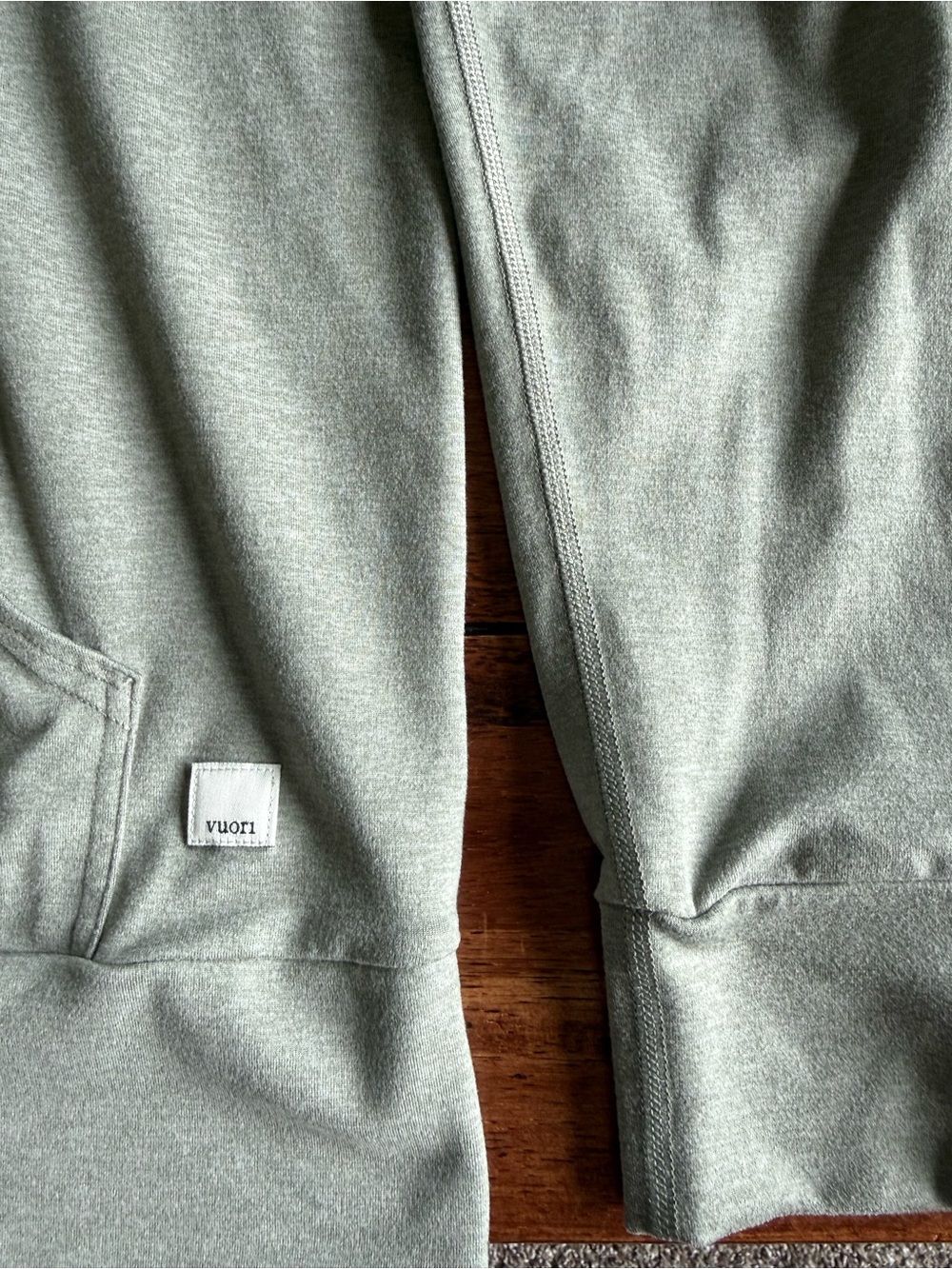 Vuori Halo Performance Hoodie Size XL - Picture 7 of 10